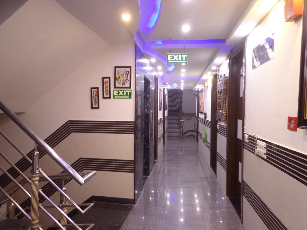Hotel Station View Opposite New Delhi Railway Екстериор снимка