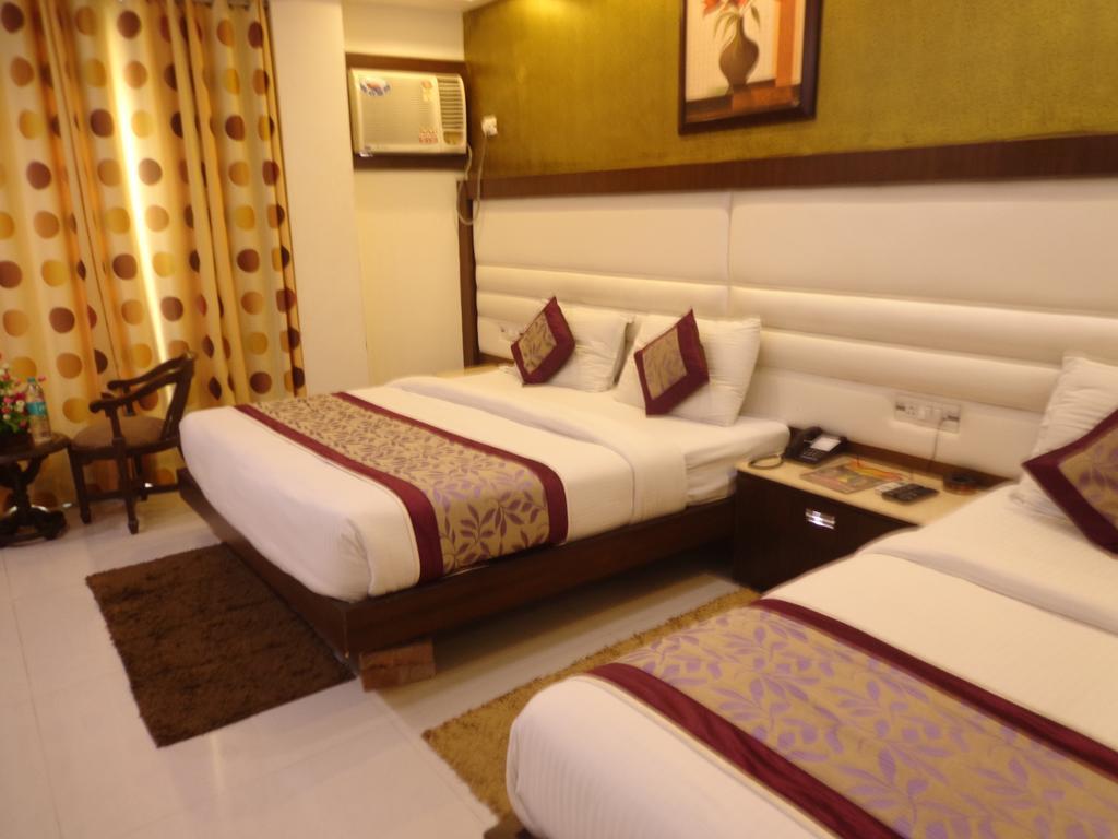 Hotel Station View Opposite New Delhi Railway Екстериор снимка
