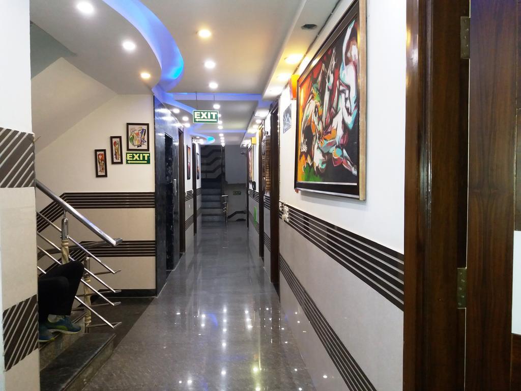 Hotel Station View Opposite New Delhi Railway Екстериор снимка