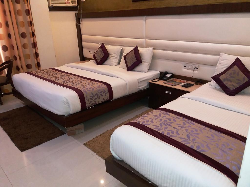 Hotel Station View Opposite New Delhi Railway Екстериор снимка