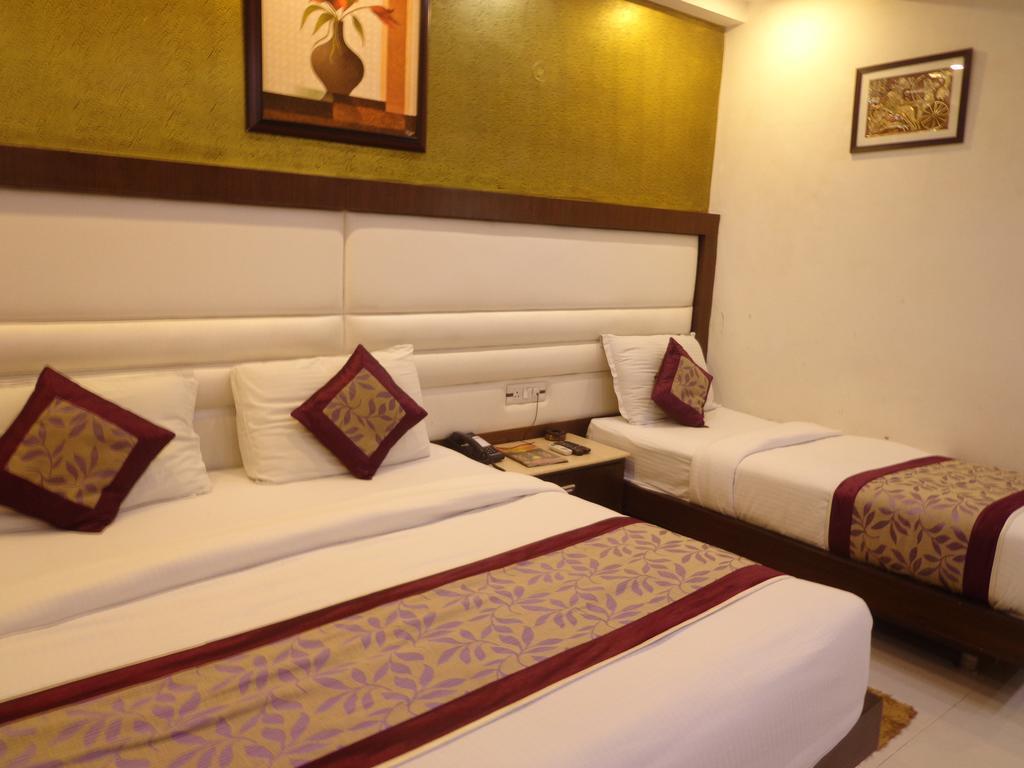 Hotel Station View Opposite New Delhi Railway Екстериор снимка