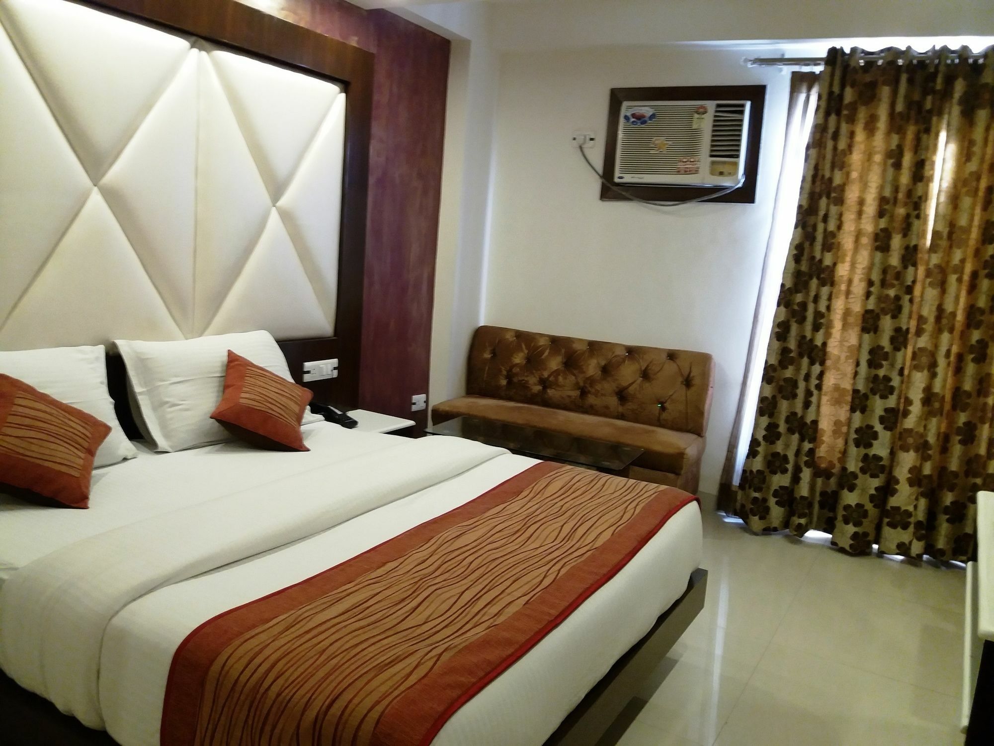 Hotel Station View Opposite New Delhi Railway Екстериор снимка